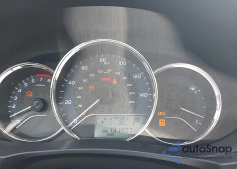 2016 Toyota Corolla Le z USA, uszkodzony, nr VIN 2T1BURHE9GC696133